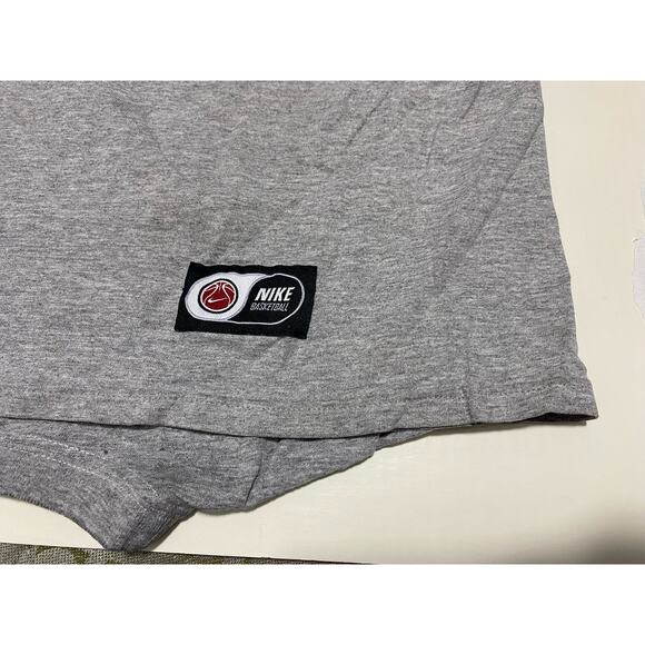 Vintage Nike Shirt Men’s XL Gray Tank Sleeveless Center Swoosh Basketball Y2K - Picture 5 of 8